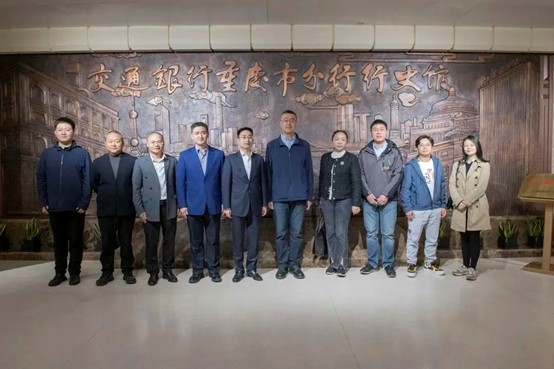 威廉williamhill体育赴重庆访企拓岗、走访员工